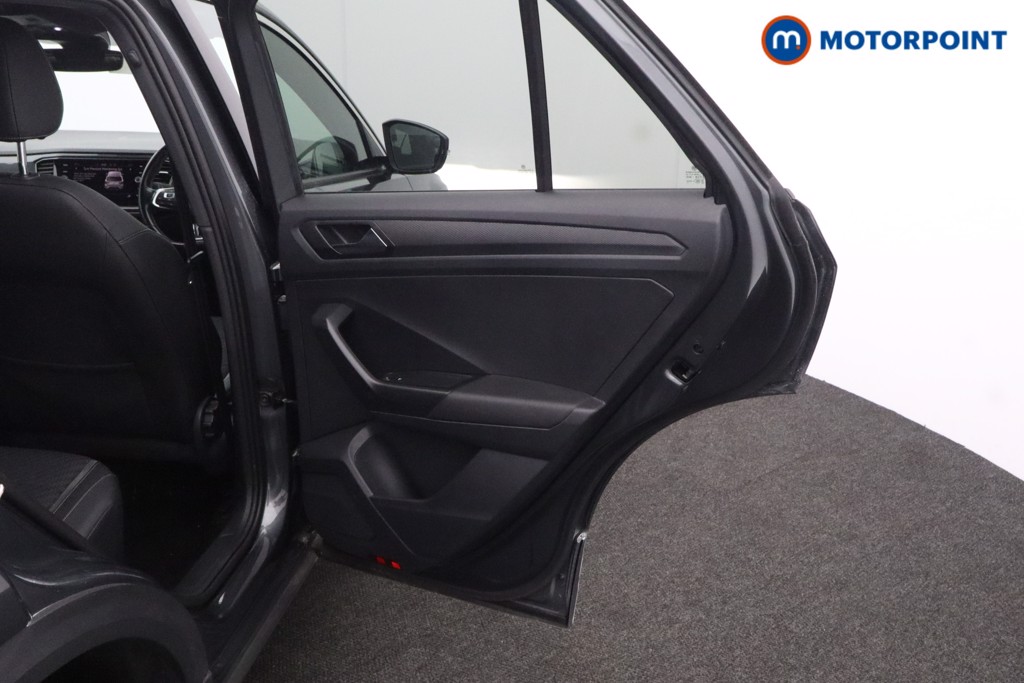 Volkswagen T-Roc R-Line Automatic Petrol SUV - Stock Number (1596989) - 18th supplementary image