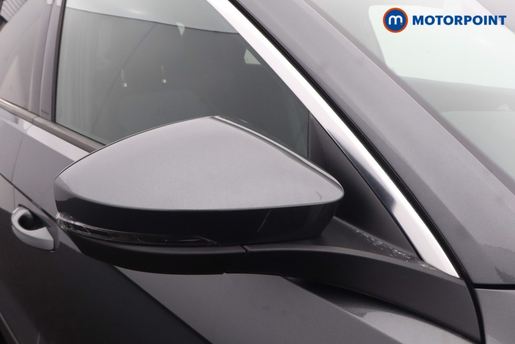 Volkswagen T-Roc R-Line Automatic Petrol SUV - Stock Number (1596989) - 34th supplementary image