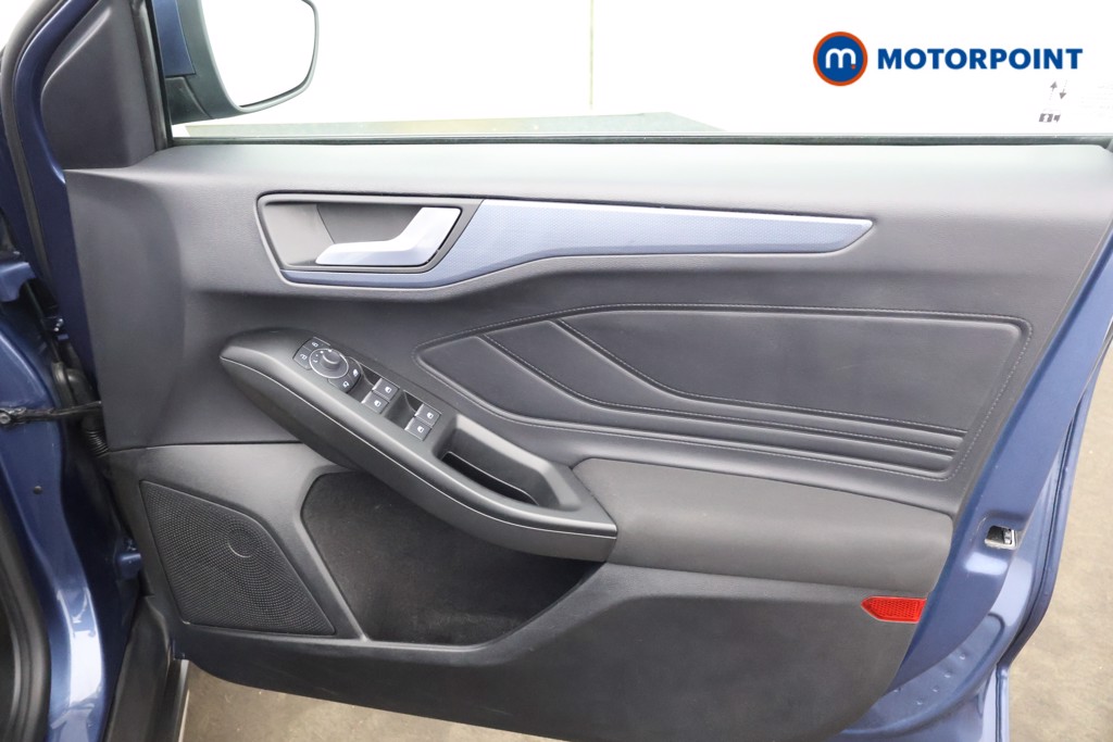 Ford Focus Active Manual Petrol Hatchback - Stock Number (1597338) - 13th supplementary image