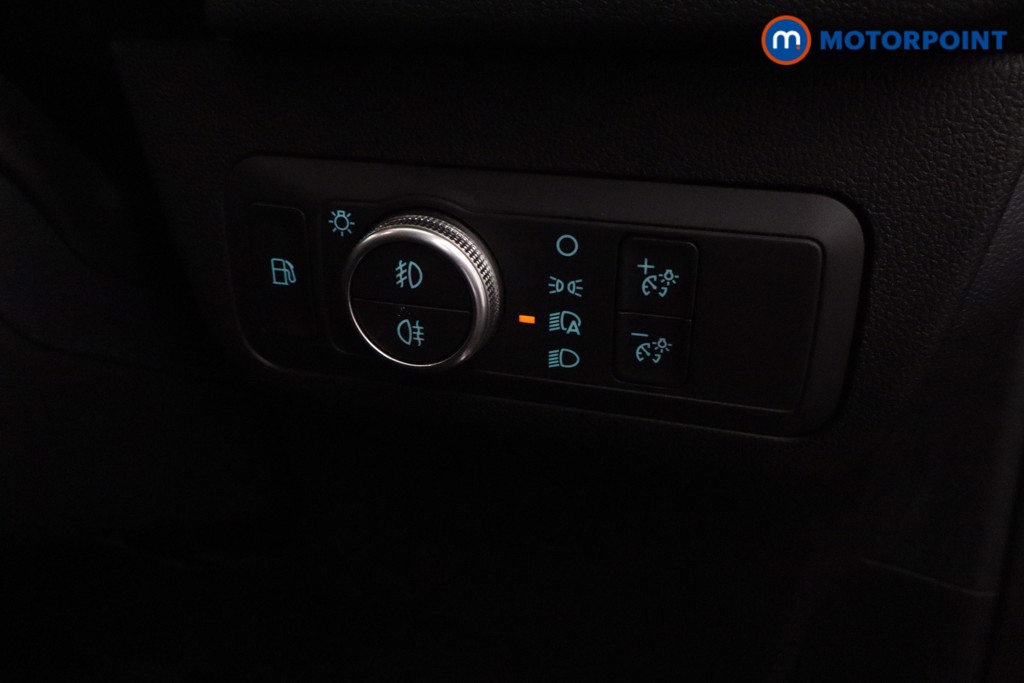 Ford Kuga Titanium First Edition Automatic Petrol Plug-In Hybrid SUV - Stock Number (1597420) - 16th supplementary image