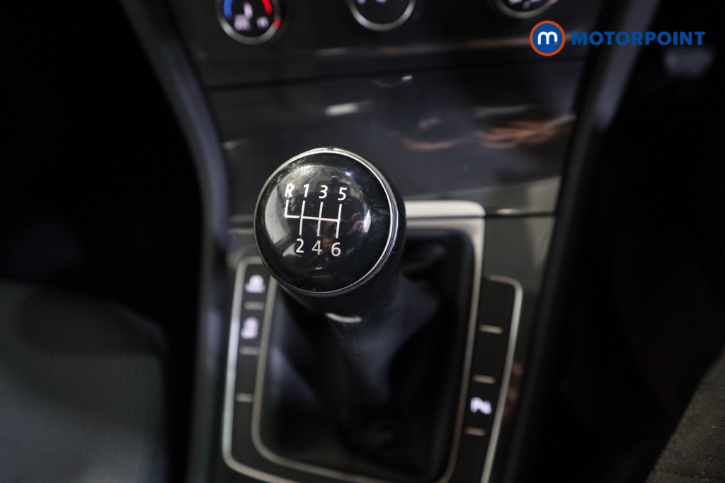 Volkswagen Golf SE Manual Petrol Hatchback - Stock Number (1598182) - 12th supplementary image