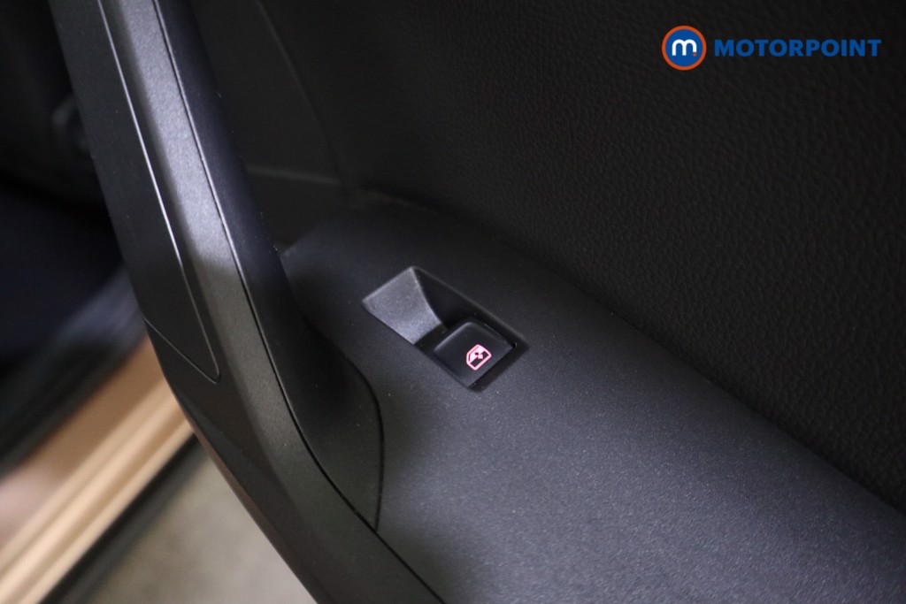 Seat Arona Xcellence Lux Automatic Petrol SUV - Stock Number (1598546) - 16th supplementary image