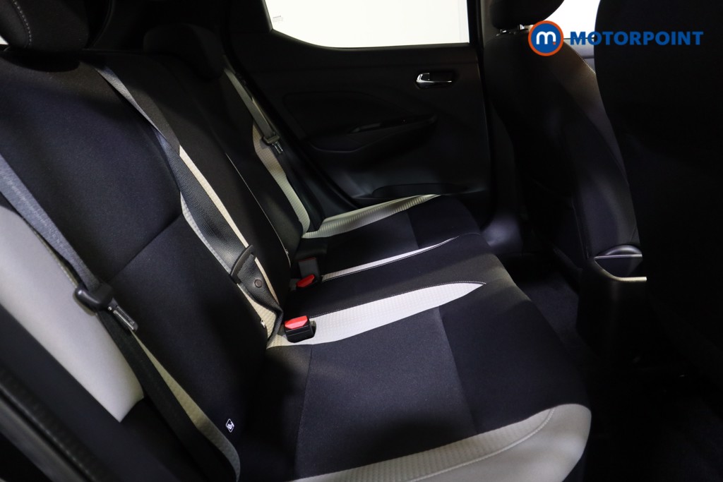 Nissan Micra Tekna Manual Petrol Hatchback - Stock Number (1598609) - 15th supplementary image