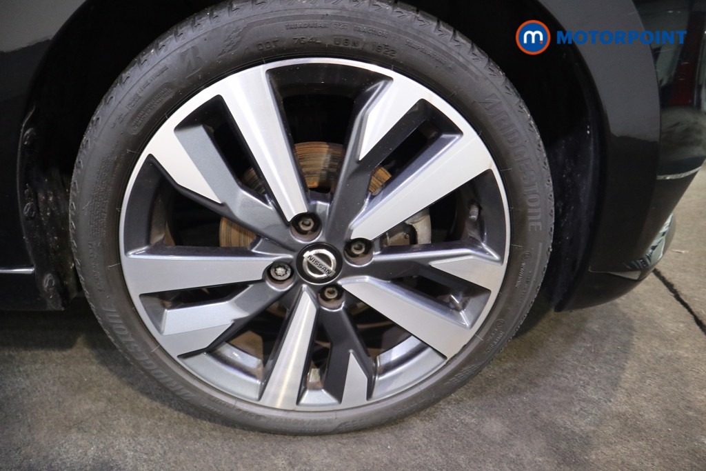 Nissan Micra Tekna Manual Petrol Hatchback - Stock Number (1598609) - 20th supplementary image