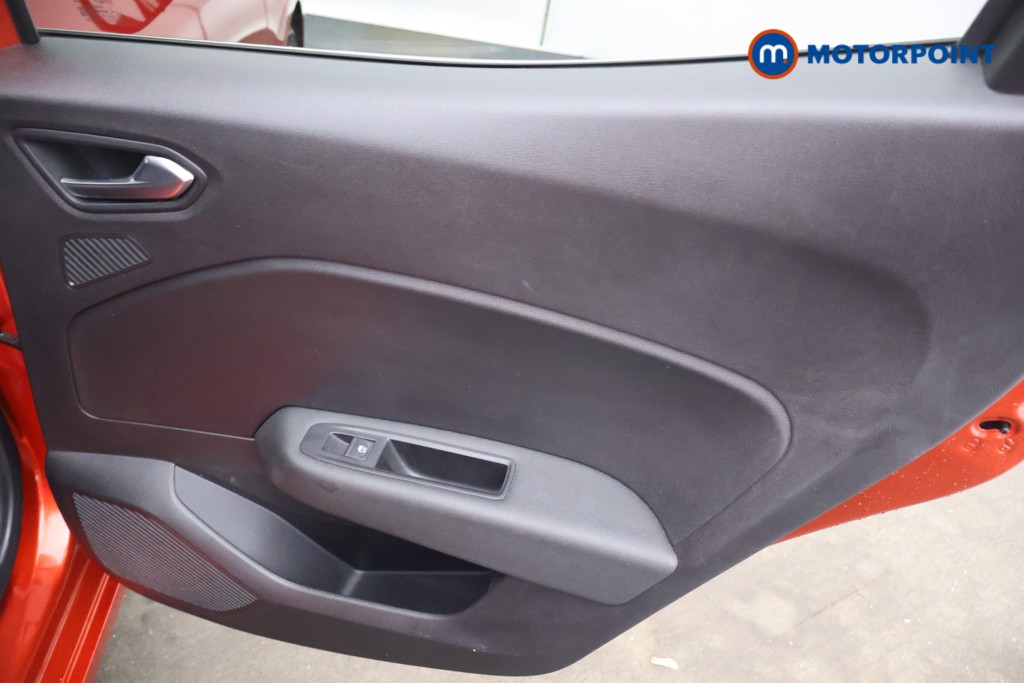 Renault Clio Techno Manual Petrol Hatchback - Stock Number (1598644) - 18th supplementary image