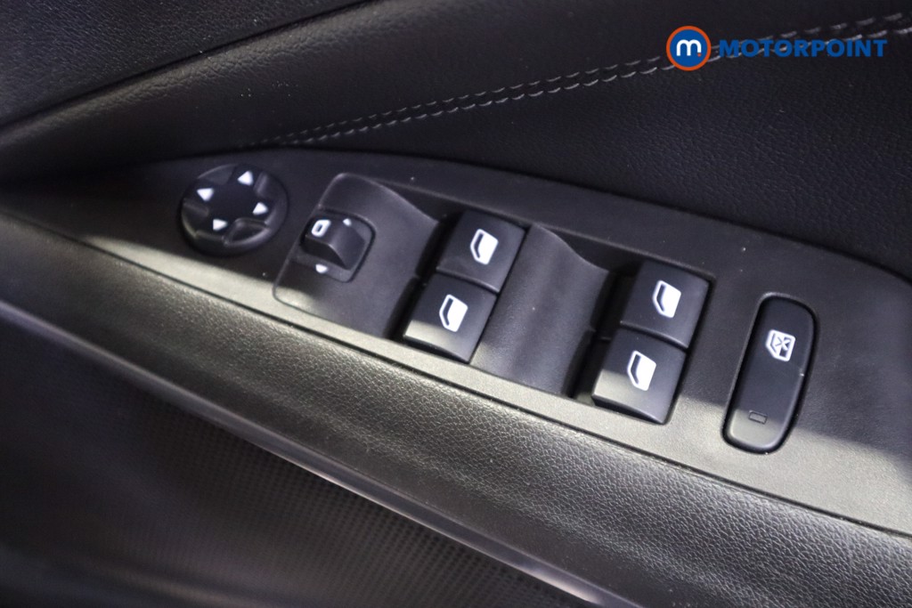 Vauxhall Crossland Elite Edition Automatic Diesel SUV - Stock Number (1598695) - 12th supplementary image