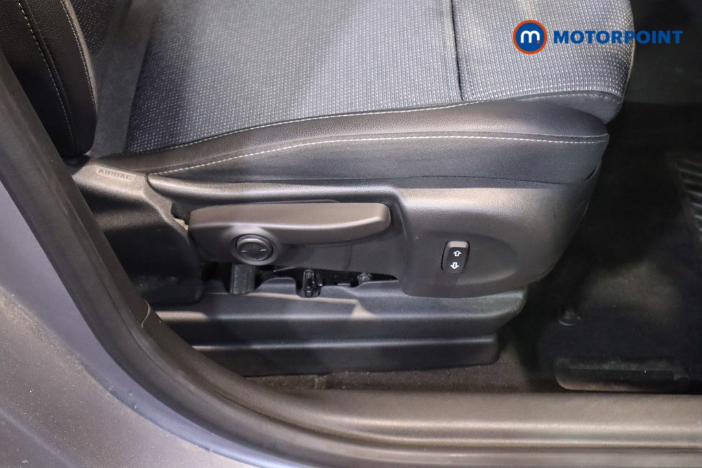 Vauxhall Crossland Elite Edition Automatic Diesel SUV - Stock Number (1598695) - 17th supplementary image