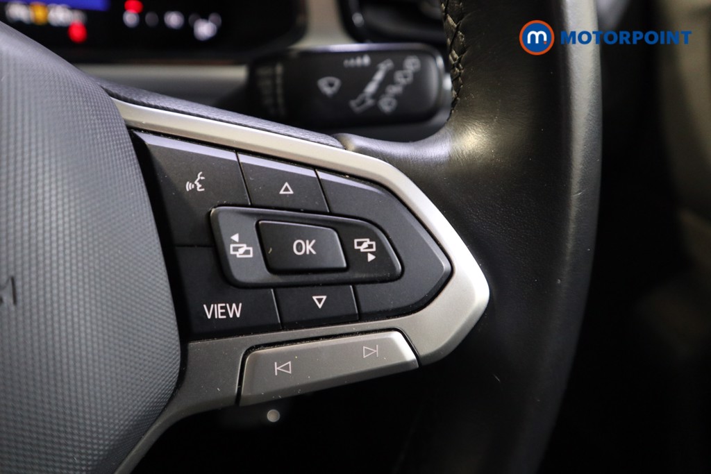 Volkswagen T-Roc Life Manual Petrol SUV - Stock Number (1598762) - 4th supplementary image