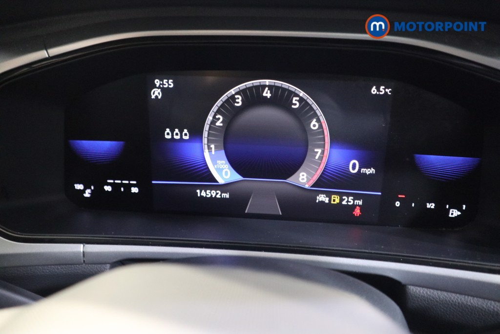 Volkswagen T-Roc Life Manual Petrol SUV - Stock Number (1598762) - 5th supplementary image