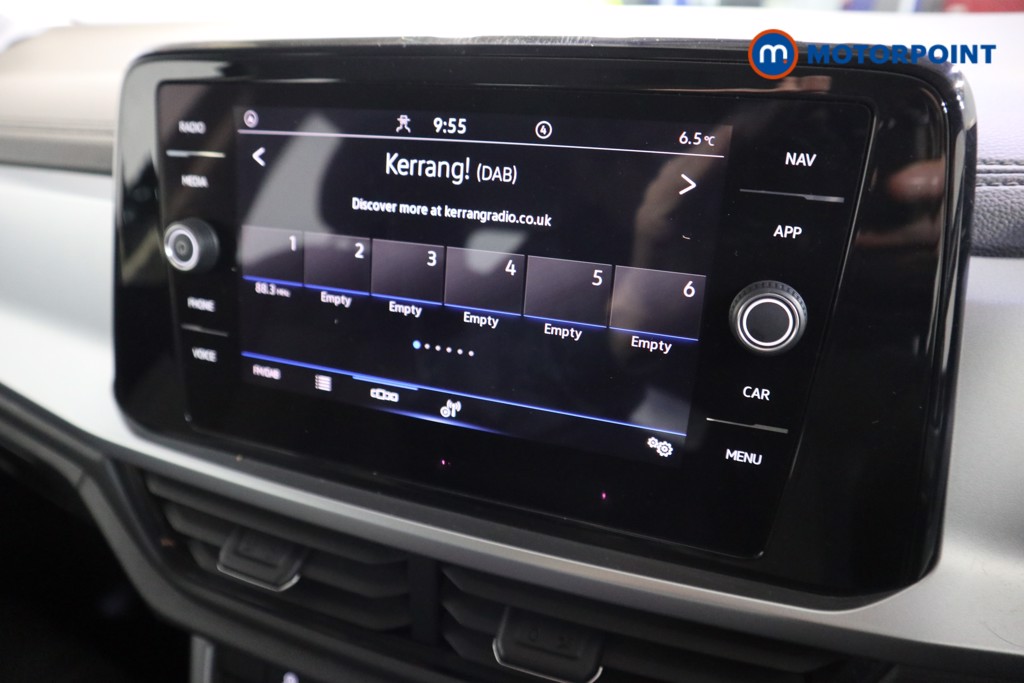 Volkswagen T-Roc Life Manual Petrol SUV - Stock Number (1598762) - 6th supplementary image