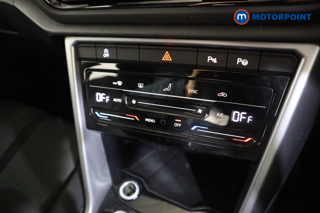 Volkswagen T-Roc Life Manual Petrol SUV - Stock Number (1598762) - 7th supplementary image