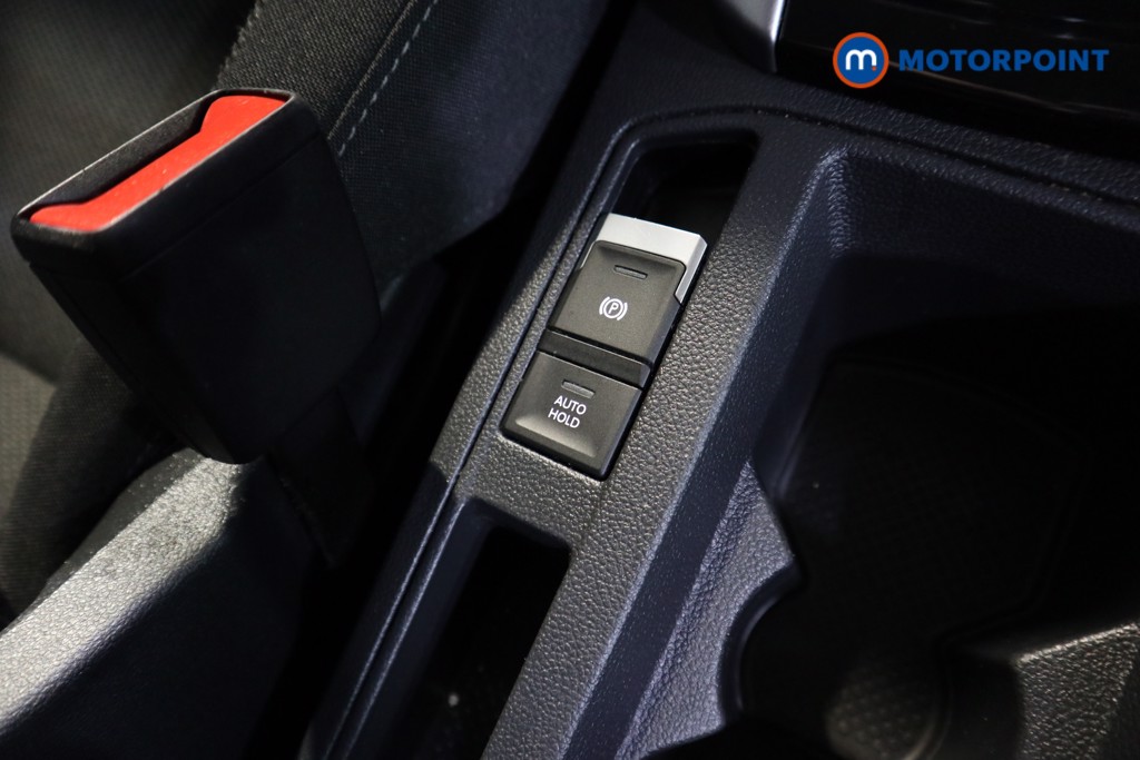 Volkswagen T-Roc Life Manual Petrol SUV - Stock Number (1598762) - 9th supplementary image