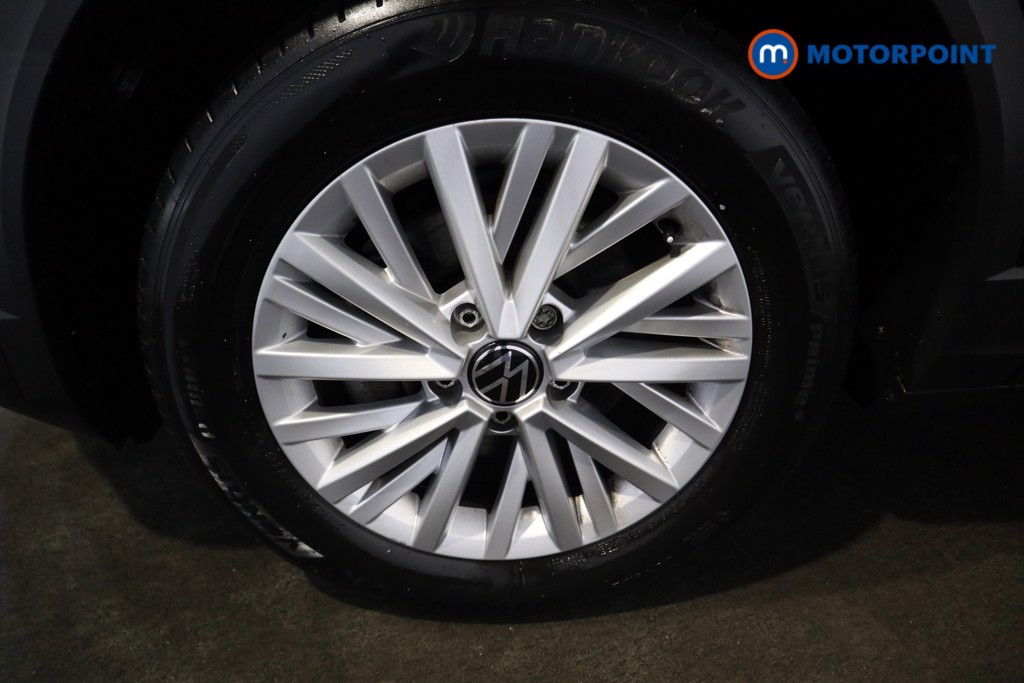 Volkswagen T-Roc Life Manual Petrol SUV - Stock Number (1598762) - 21st supplementary image