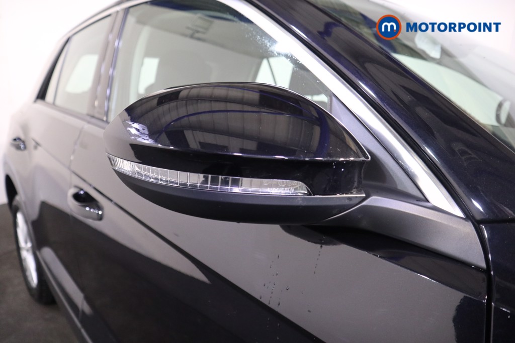 Volkswagen T-Roc Life Manual Petrol SUV - Stock Number (1598762) - 28th supplementary image