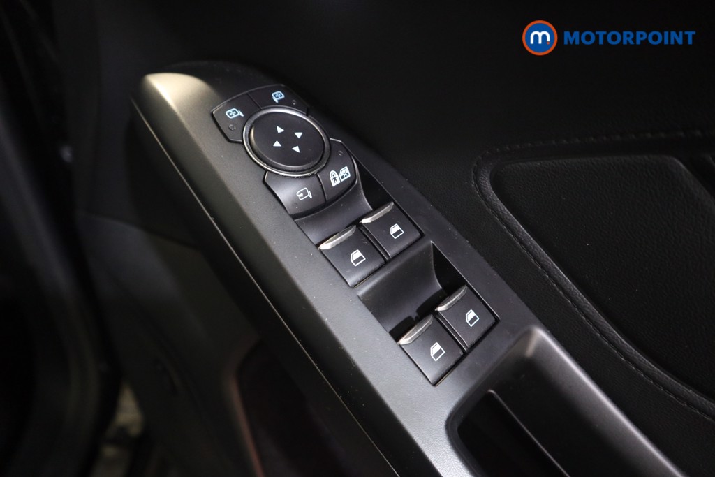 Ford Focus Active X Vignale Edition Manual Petrol Estate - Stock Number (1599297) - 13th supplementary image