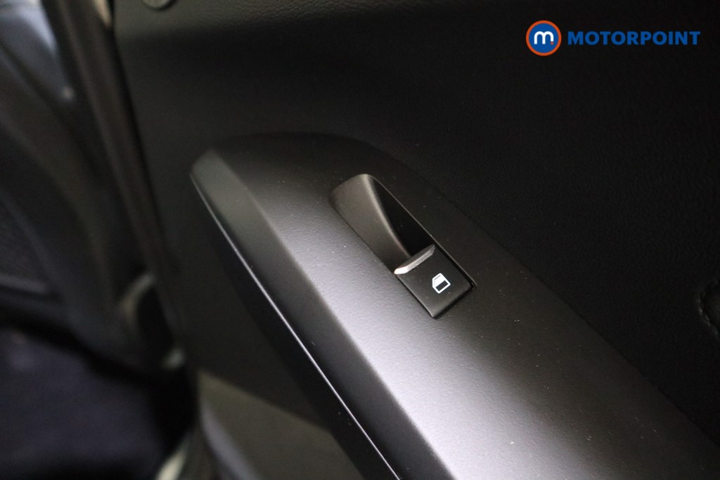 Ford Focus Active X Vignale Edition Manual Petrol Estate - Stock Number (1599297) - 18th supplementary image