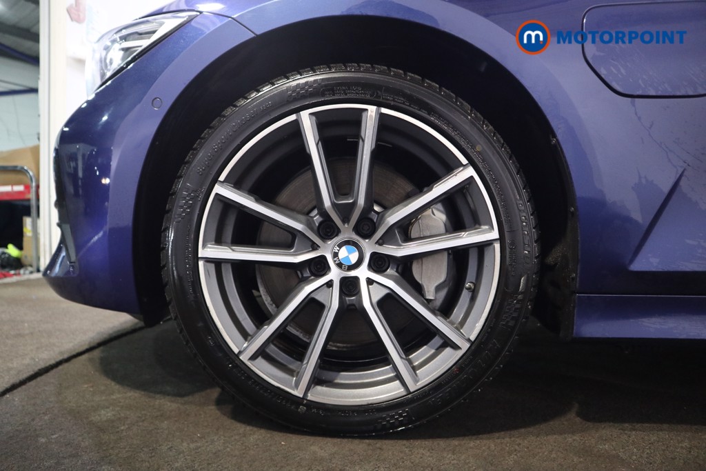 BMW 3 Series Sport Pro Automatic Petrol Plug-In Hybrid Saloon - Stock Number (1599390) - 18th supplementary image
