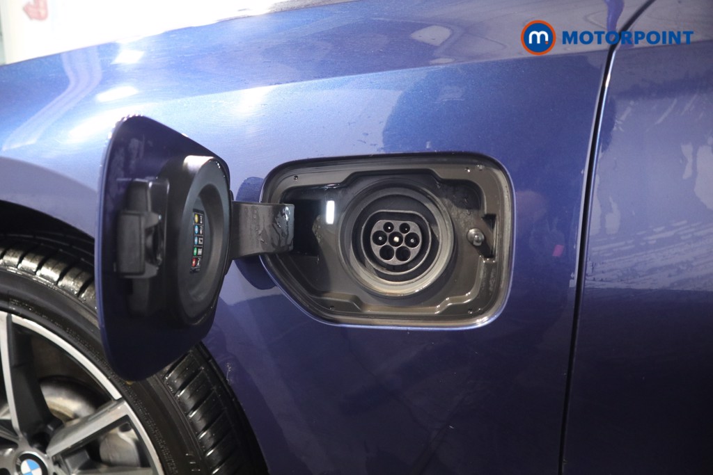 BMW 3 Series Sport Pro Automatic Petrol Plug-In Hybrid Saloon - Stock Number (1599390) - 26th supplementary image