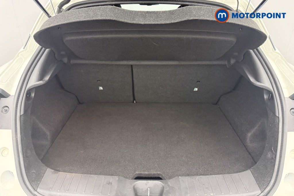 Nissan Juke N-Connecta Automatic Petrol SUV - Stock Number (1600274) - 22nd supplementary image