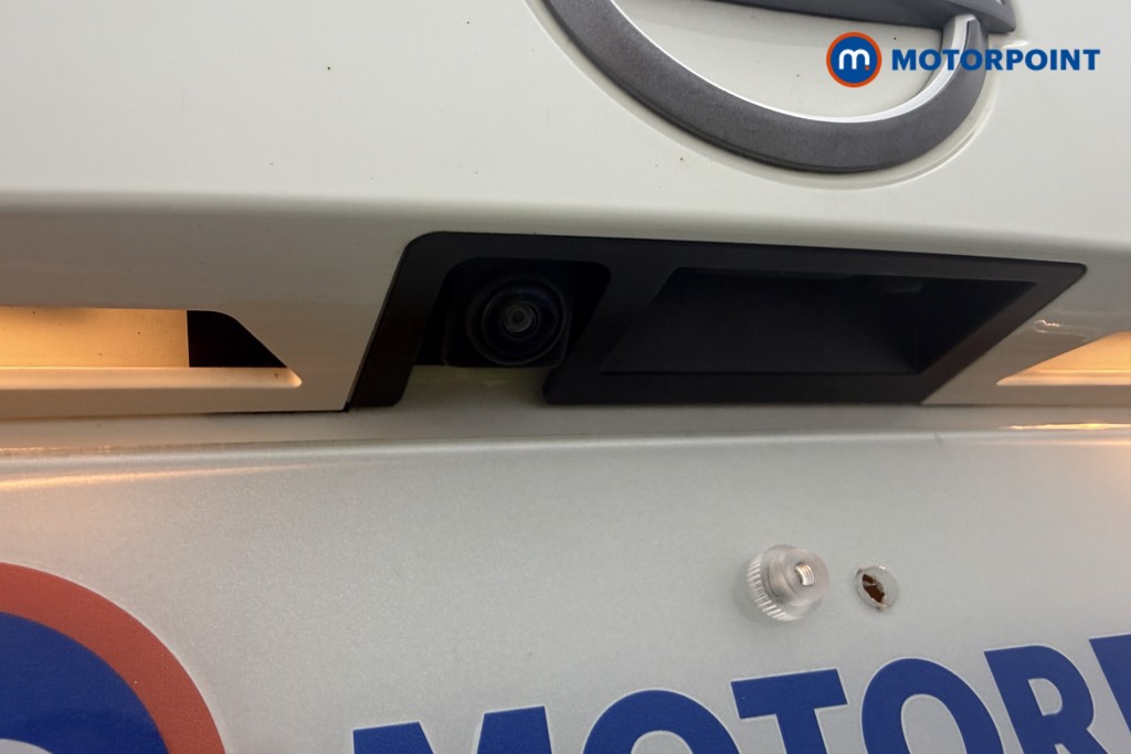 Nissan Juke N-Connecta Automatic Petrol SUV - Stock Number (1600274) - 28th supplementary image