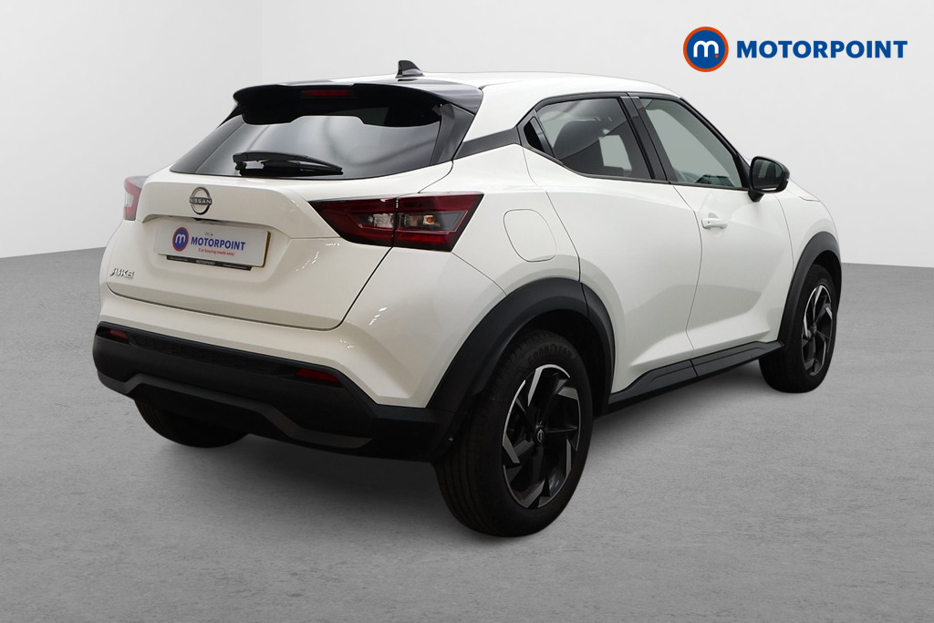 Nissan Juke N-Connecta Automatic Petrol SUV - Stock Number (1600274) - Drivers side rear corner