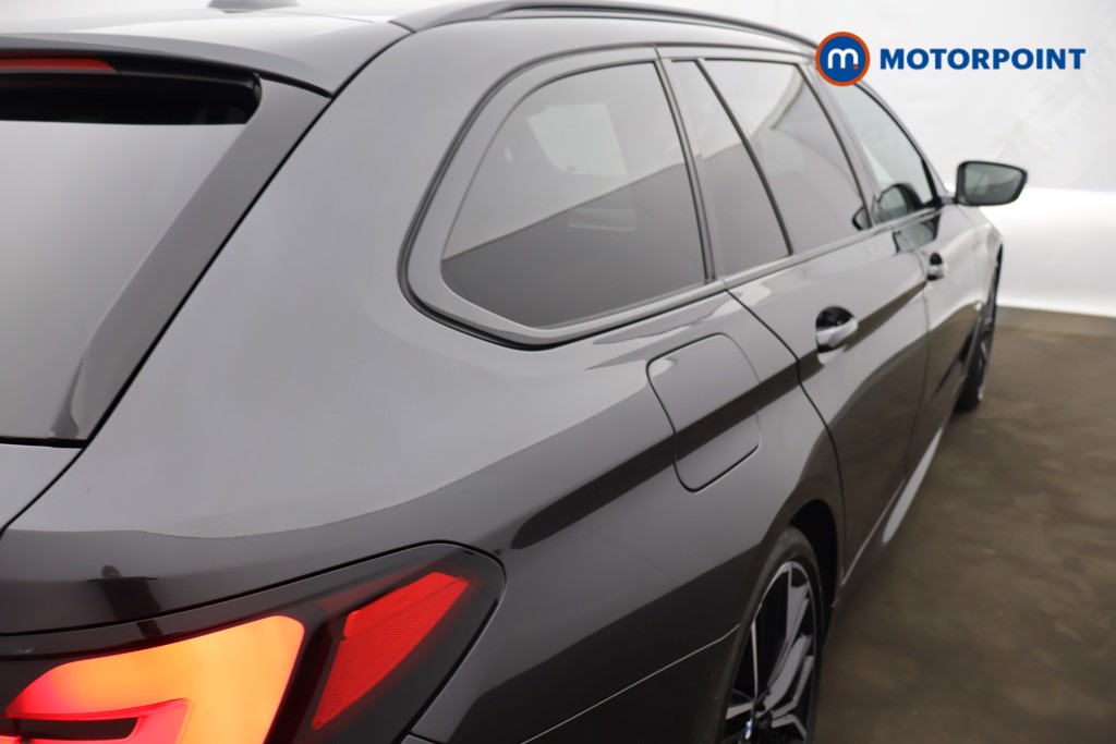 BMW 5 Series M Sport Automatic Diesel Estate - Stock Number (1600480) - 29th supplementary image