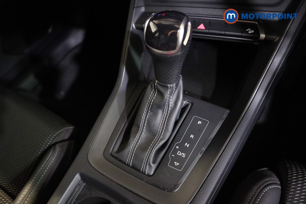 Audi Q3 Black Edition Automatic Petrol SUV - Stock Number (1600542) - 9th supplementary image