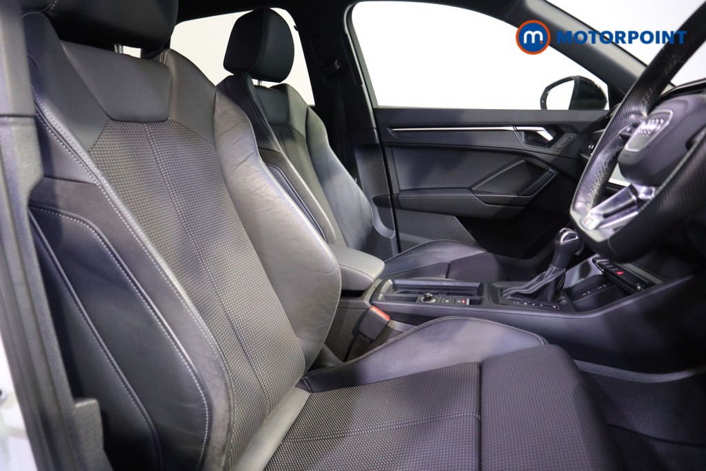 Audi Q3 Black Edition Automatic Petrol SUV - Stock Number (1600542) - 16th supplementary image