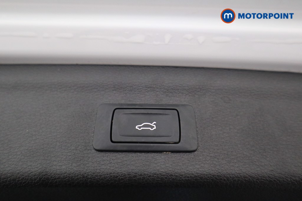 Audi Q3 Black Edition Automatic Petrol SUV - Stock Number (1600542) - 22nd supplementary image