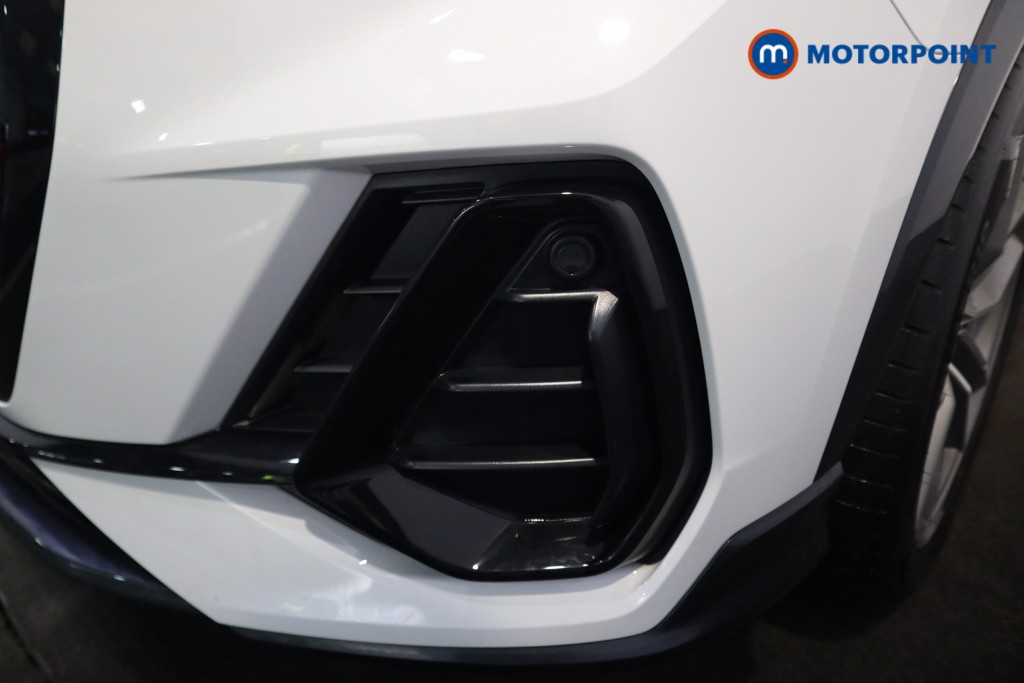 Audi Q3 Black Edition Automatic Petrol SUV - Stock Number (1600542) - 35th supplementary image