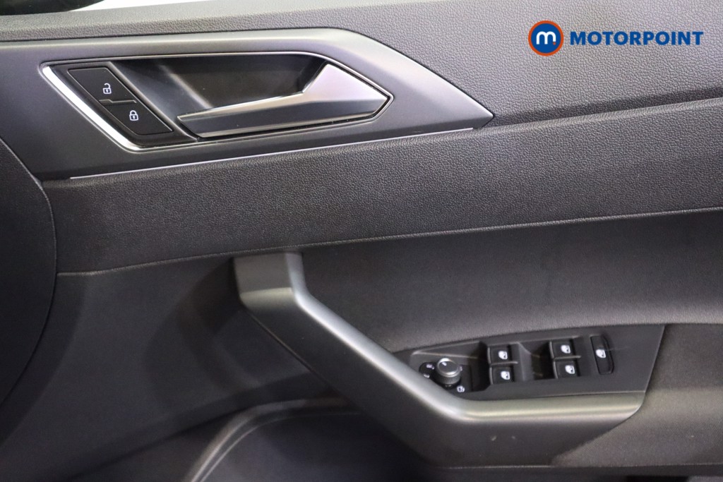 Volkswagen Taigo R-Line Manual Petrol SUV - Stock Number (1600617) - 11th supplementary image