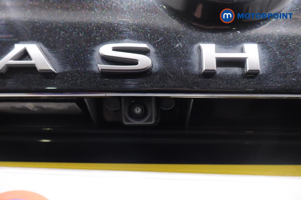 Nissan Qashqai N-Connecta Automatic Petrol SUV - Stock Number (1600701) - 2nd supplementary image