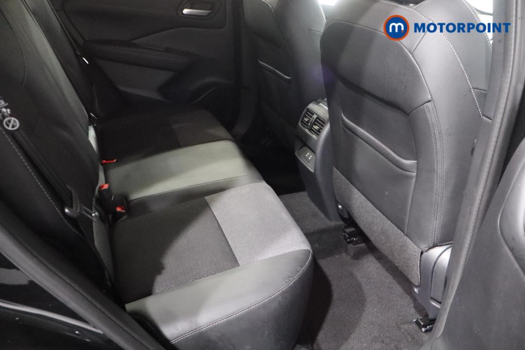 Nissan Qashqai N-Connecta Automatic Petrol SUV - Stock Number (1600701) - 9th supplementary image