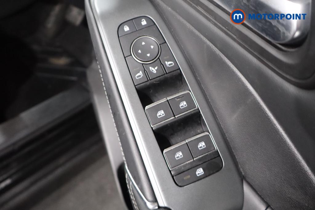 Nissan Qashqai N-Connecta Automatic Petrol SUV - Stock Number (1600701) - 12th supplementary image