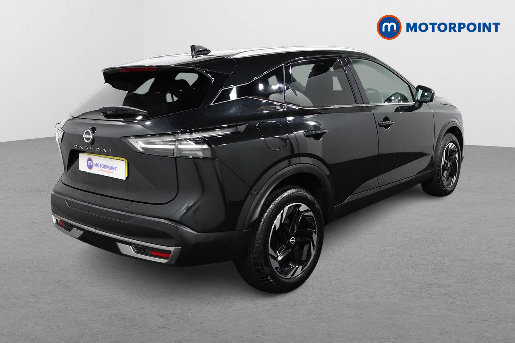 Nissan Qashqai N-Connecta Automatic Petrol SUV - Stock Number (1600701) - Drivers side rear corner