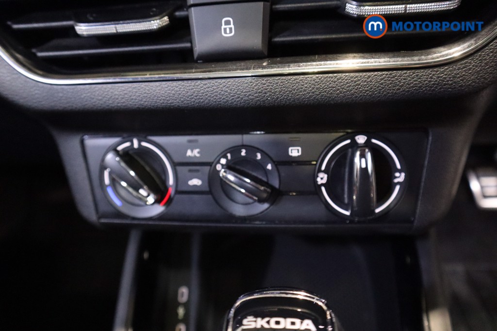 Skoda Kamiq Monte Carlo Automatic Petrol SUV - Stock Number (1600985) - 5th supplementary image