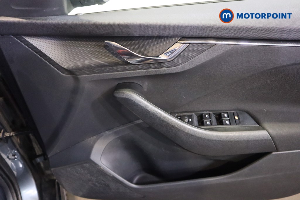 Skoda Kamiq Monte Carlo Automatic Petrol SUV - Stock Number (1600985) - 9th supplementary image