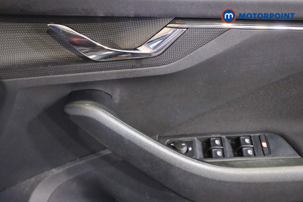 Skoda Kamiq Monte Carlo Automatic Petrol SUV - Stock Number (1600985) - 10th supplementary image