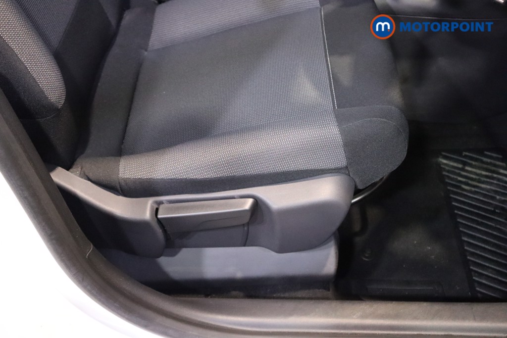 Citroen C3 Aircross Feel Manual Petrol SUV - Stock Number (1600990) - 16th supplementary image