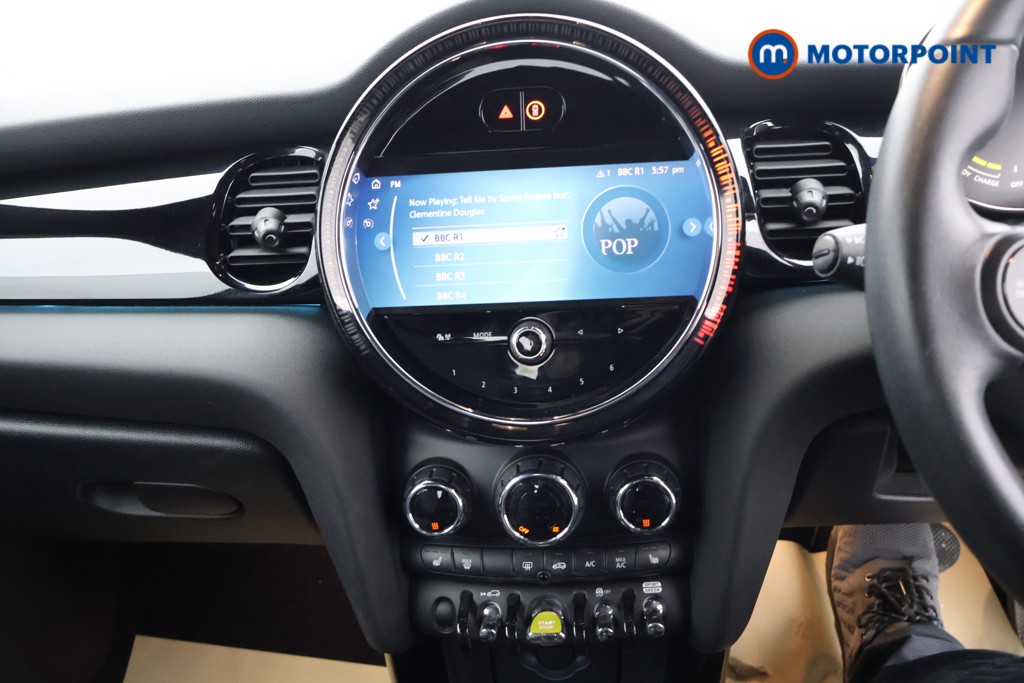 Mini Hatchback Cooper S Level 2 Automatic Electric Hatchback - Stock Number (1601110) - 8th supplementary image