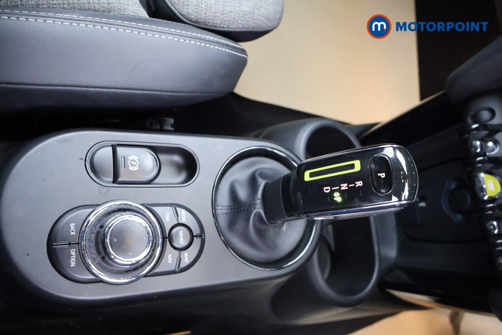 Mini Hatchback Cooper S Level 2 Automatic Electric Hatchback - Stock Number (1601110) - 9th supplementary image