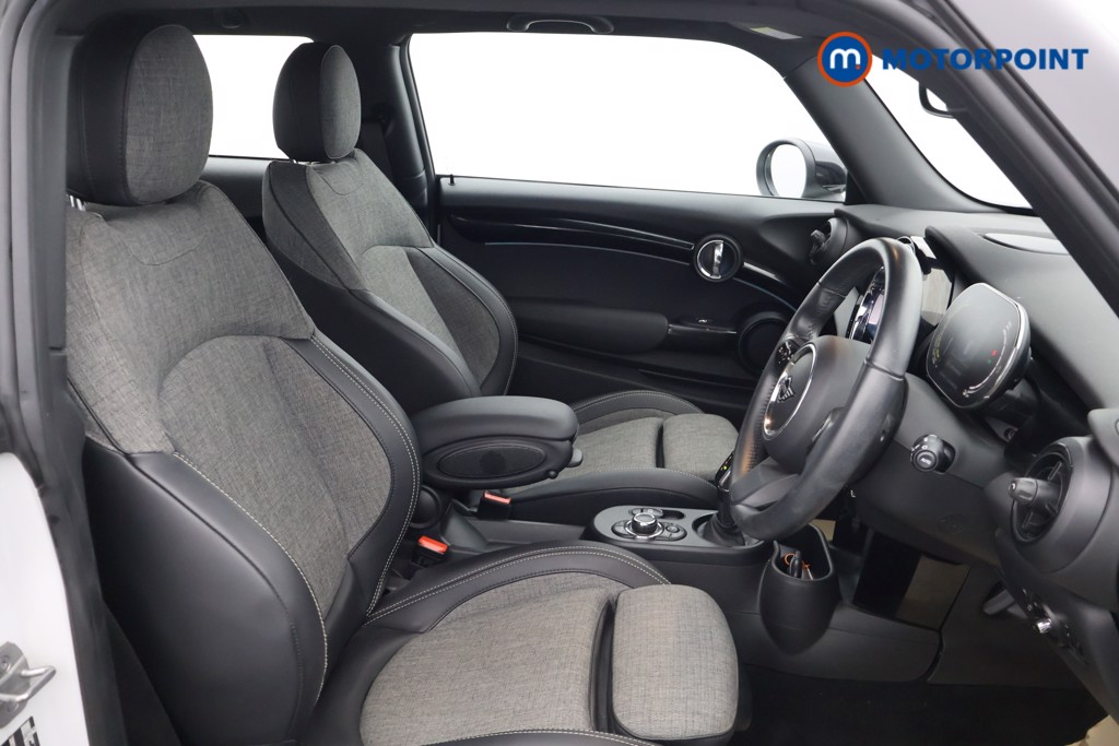 Mini Hatchback Cooper S Level 2 Automatic Electric Hatchback - Stock Number (1601110) - 14th supplementary image