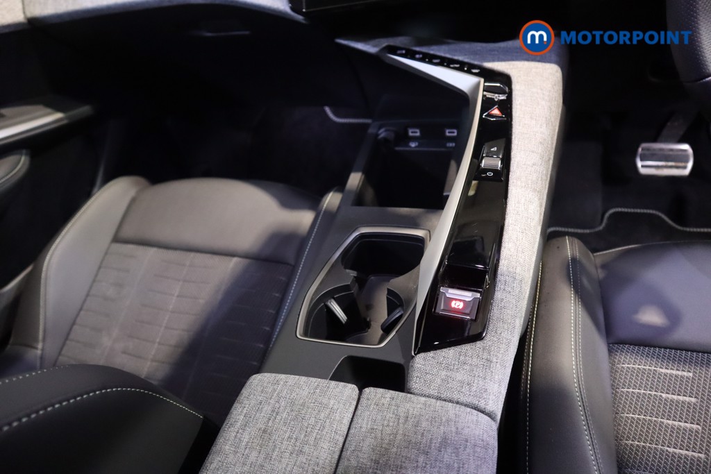 Peugeot 3008 GT Automatic Petrol SUV - Stock Number (1601220) - 6th supplementary image