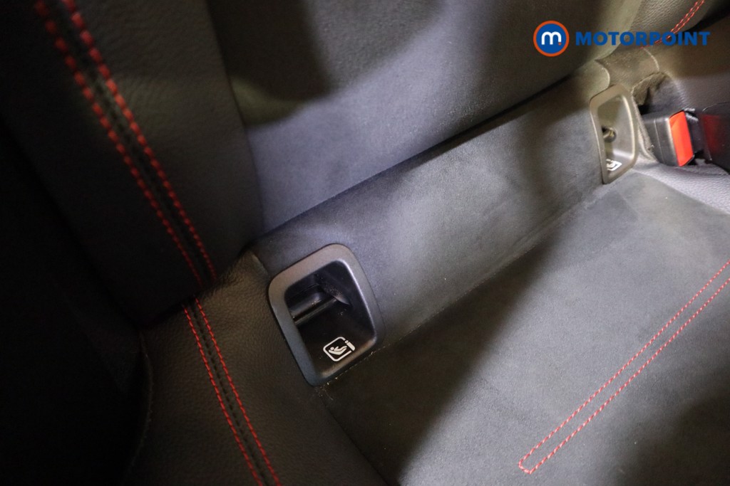 Mercedes-Benz A Class Amg Line Automatic Petrol Hatchback - Stock Number (1601253) - 17th supplementary image