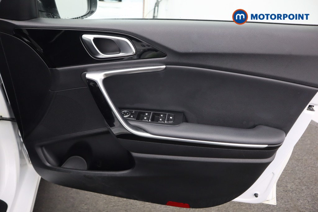 KIA Ceed 3 Manual Petrol Hatchback - Stock Number (1601297) - 19th supplementary image