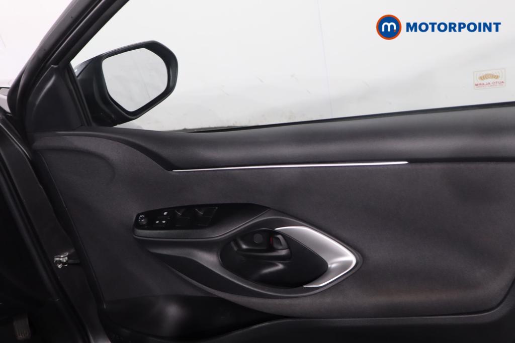 Toyota Yaris Icon Automatic Petrol-Electric Hybrid Hatchback - Stock Number (1601574) - 10th supplementary image