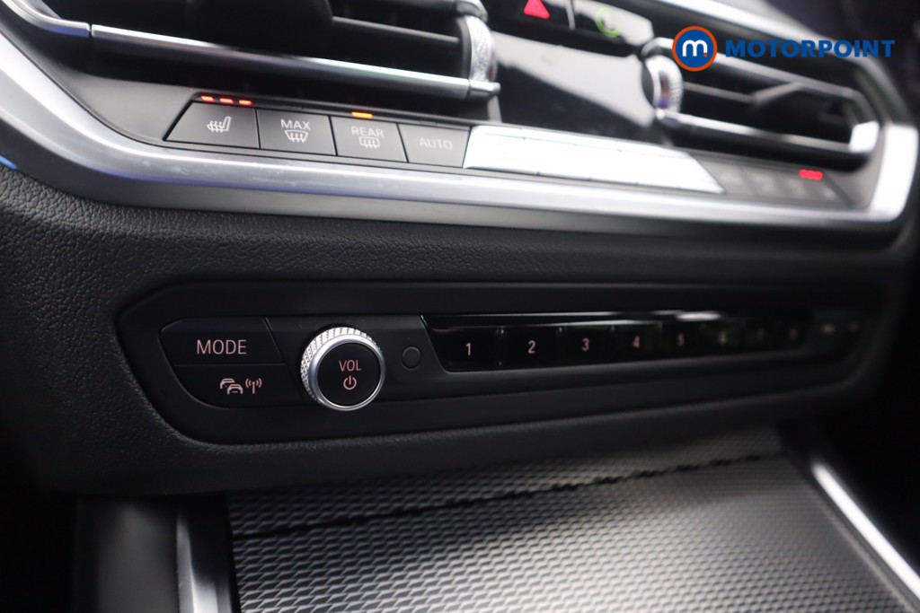 BMW 3 Series M Sport Automatic Petrol Plug-In Hybrid Saloon - Stock Number (1601630) - 14th supplementary image