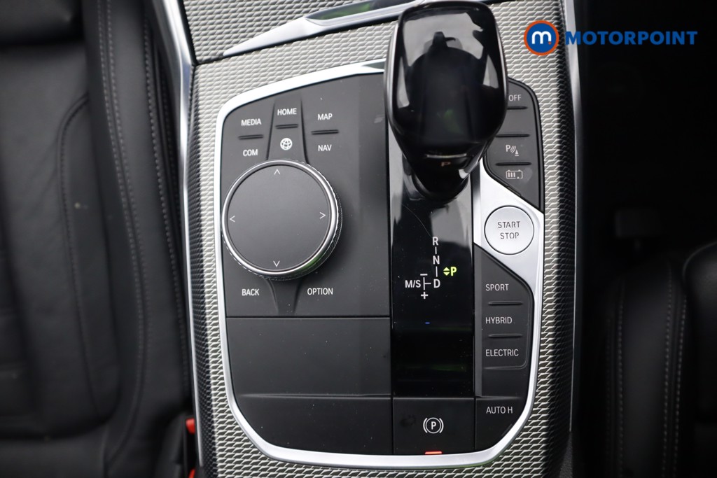 BMW 3 Series M Sport Automatic Petrol Plug-In Hybrid Saloon - Stock Number (1601630) - 16th supplementary image