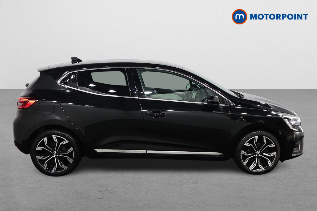 Renault Clio Techno Manual Petrol Hatchback - Stock Number (1602046) - Drivers side