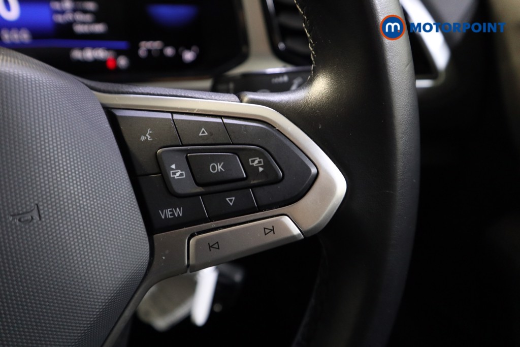 Volkswagen T-Roc Life Manual Petrol SUV - Stock Number (1602126) - 4th supplementary image